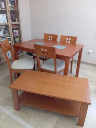Conjunto Mesa Comedor + Centro + 4 Sillas