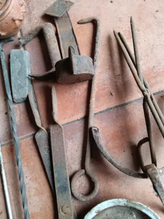 Lote chimenea metal y terracota