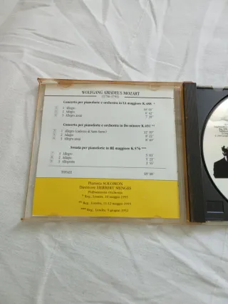 Mozart: Concerti K.488, K.491 - Solomon Menges