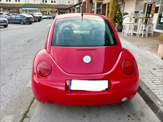Volkswagen New Beetle 1.9 TDI automático – 2001