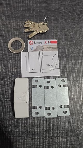 Cerradura de alta seguridad Lince 7930RSA