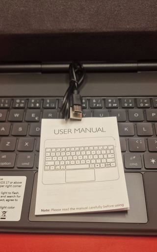 Funda Teclado Magnética iPad Flotante