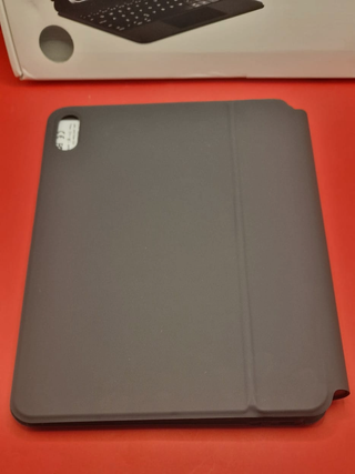 Funda Teclado Magnética iPad Flotante