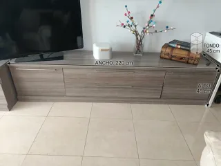 Mueble TV salón madera y cristal