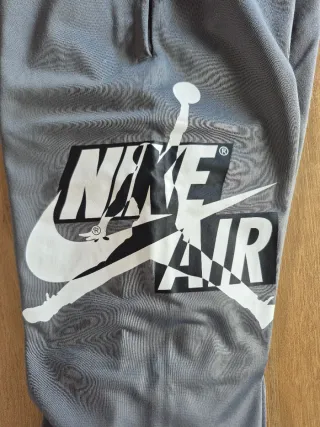 Pantalón Chándal Nike Jordan Gris