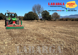 Regenerador + Sembradora de pastos AGRO-MASZ