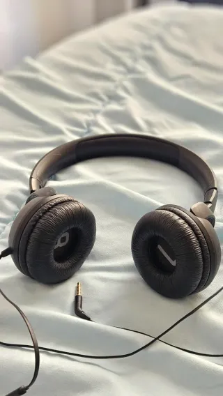 Auriculares JBL Negros con cable