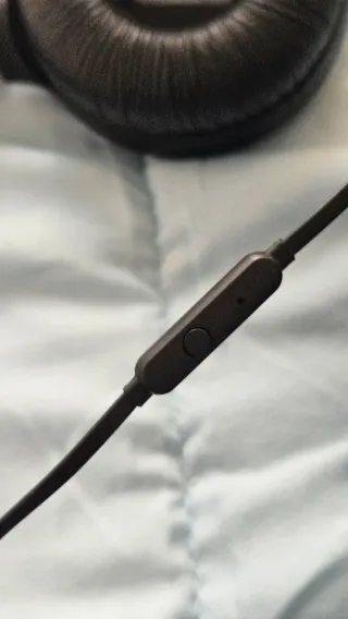 Auriculares JBL Negros con cable