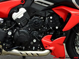 DUCATI DIAVEL V4 -GARANTÍA OFICIAL-