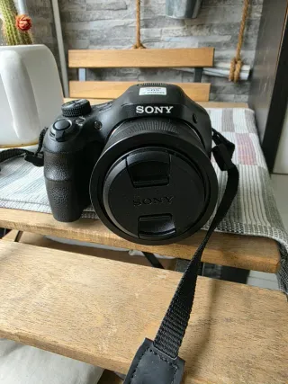 Cámara Digital tipo bridge SONY