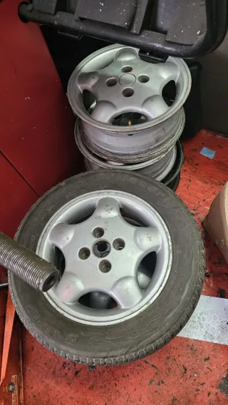 Llantas 14 4x100 + 2 Neumáticos
