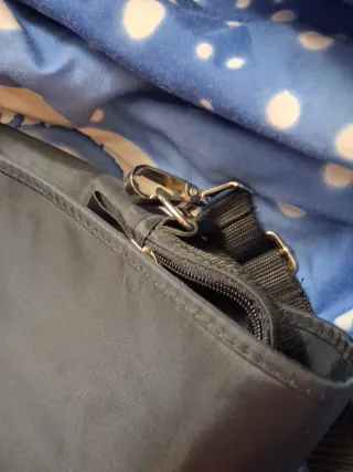 Bolsa portátil sin estrenar Vale  portátil grande