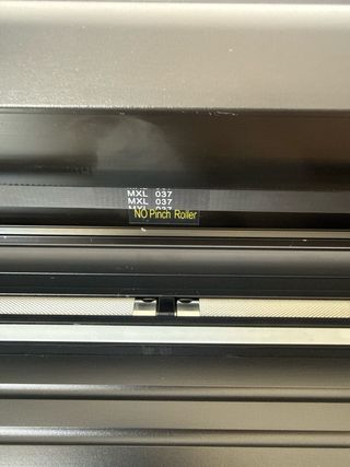 Plotter de corte VEVOR 870mm + vinilos