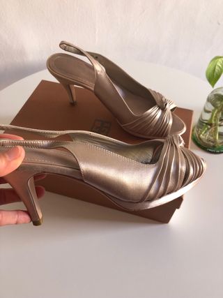 Sandalias Gloria Ortiz talla 38 nuevas