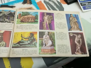 Álbum Cromos La Vuelta al Mundo Maga