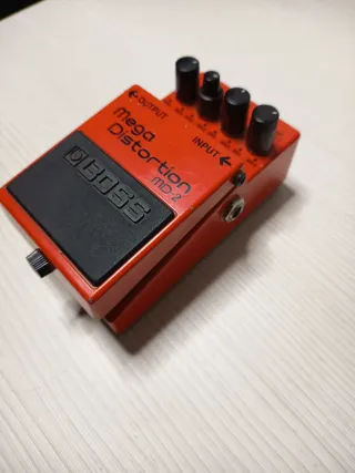 BOSS MD-2 Mega Distortion Pedal