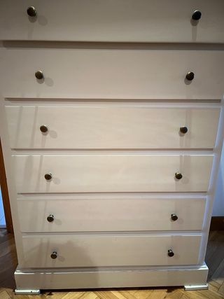 Cómoda infantil blanca