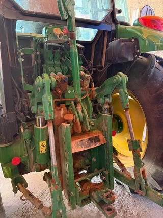 Tractor John Deere 5100R