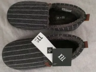 Zapatillas super elegantes y calentitas  para casa