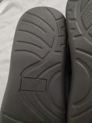 Zapatillas super elegantes y calentitas  para casa