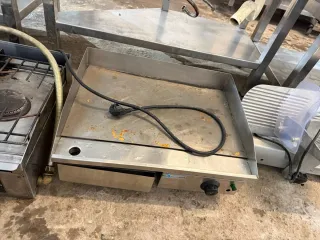 Plancha profesional de acero inoxidable