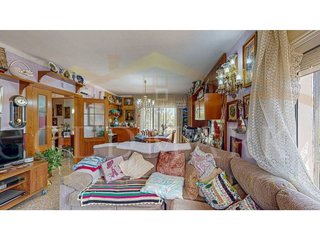 Casa en venta en Corbera de Llobregat