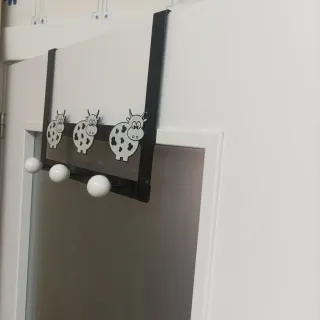 Perchero de puerta con vacas