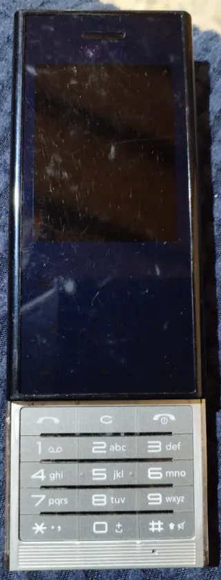 LG Chocolate BL20 - Edición Rara (Lila/Plata)