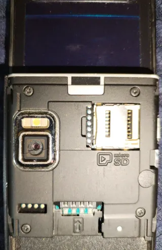 LG Chocolate BL20 - Edición Rara (Lila/Plata)