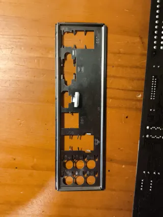 Placa Base ASRock Z77 Pro3 (para reparar)