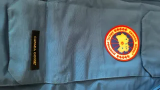 Parka Canada Goose Azul, edición limitada