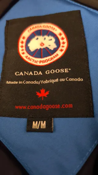 Parka Canada Goose Azul, edición limitada