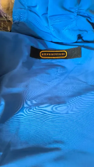 Parka Canada Goose Azul, edición limitada