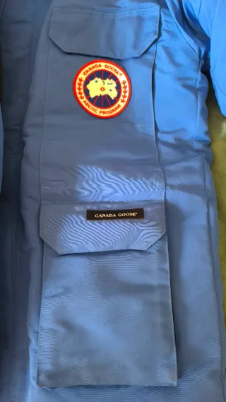 Parka Canada Goose Azul, edición limitada