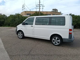 Volkswagen Transporter T5 2011