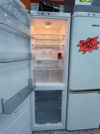 Nevera Corbero 185cm + Lavadora Balay 6kg