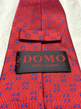 Corbata Domo 100% Seda hecha a mano