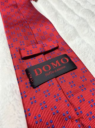 Corbata Domo 100% Seda hecha a mano