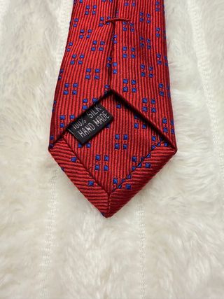 Corbata Domo 100% Seda hecha a mano