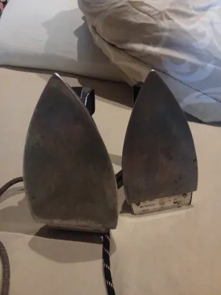 Planchas antiguas (2 unidades)