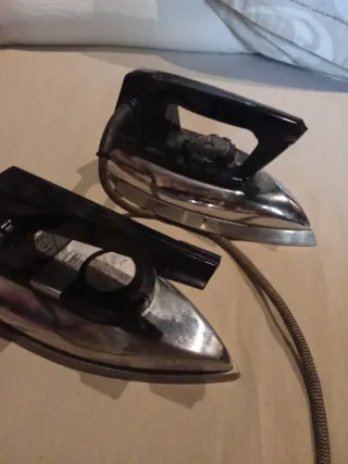 Planchas antiguas (2 unidades)