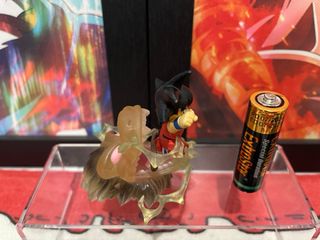 Figura Goku y ozaru Dragon Ball