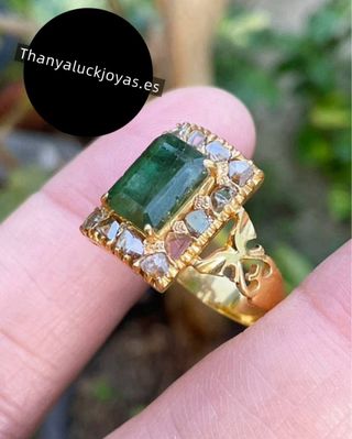 Anillo vintage esmeralda con diamantes