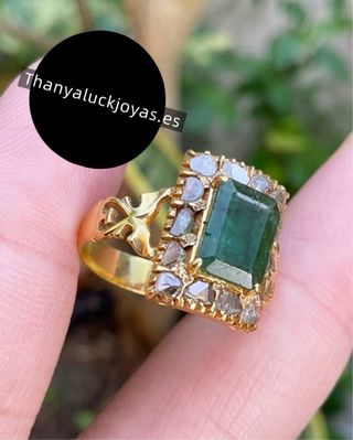 Anillo vintage esmeralda con diamantes