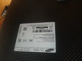 Televisor Samsung Negro 32 pulgadas.