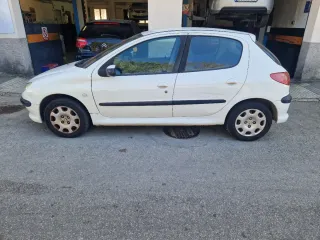 Peugeot 206  -115.700Km