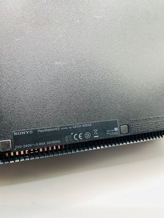 PlayStation 3 Super Slim 12GB Sony