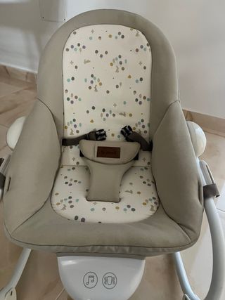 Mecedora bebé con estampado