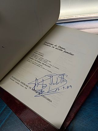 2 libros SÍNDROME DE DOWN G. F. SMITH y J. M. BERG + SÍNDROME DE DOWN: AVANCES EN ACCIÓN FAMILIAR