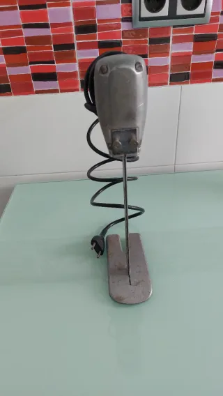 Sierra de cortar espuma Bosch